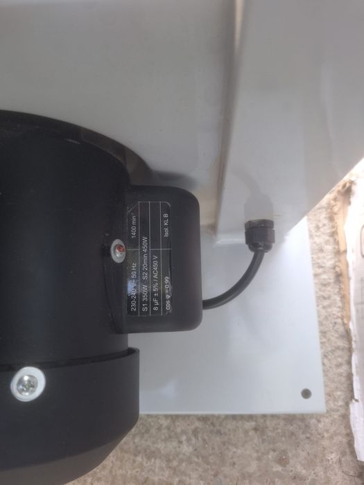Ferăstrău cu bandă este un Scheppach HBS 25
