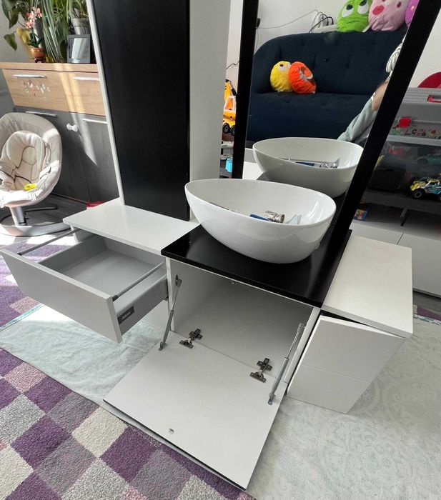 Set Complet Mobilier Baie (MDF) + Oglindă + Lavoar + Baterie