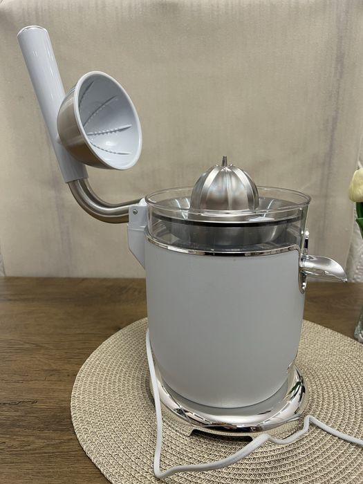 Сокоизстисквачка Cecotec Zitrus Tower