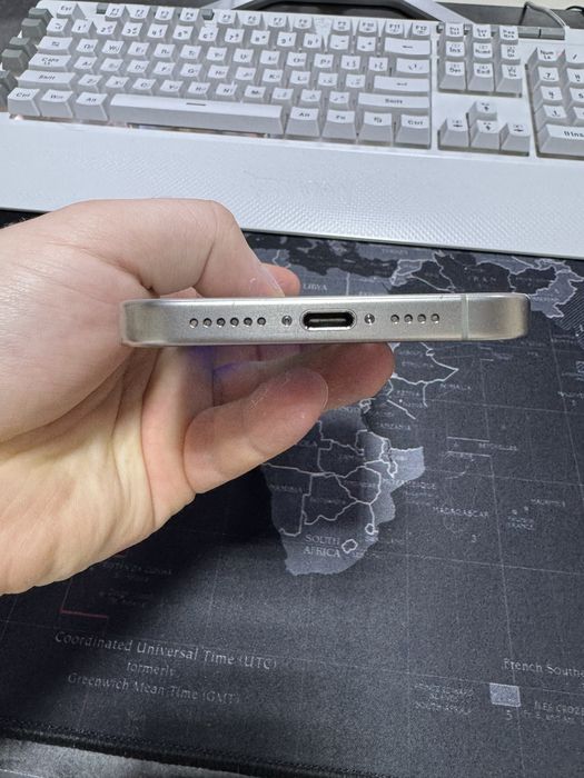 iphone 15 pro max Natural Titan LL/A