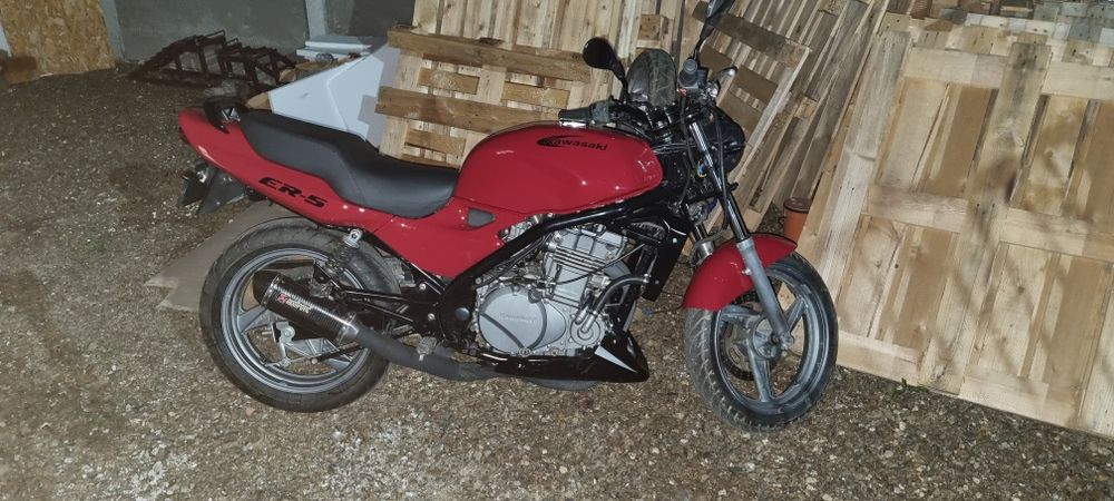 Vand kawasaki er 5 2001 se conduce si cu A2