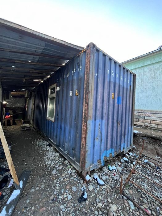 Vagon sotiladi 2000$