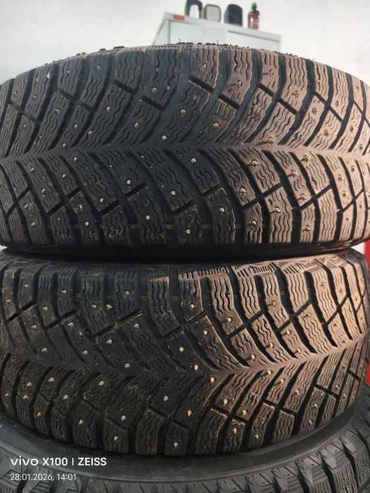 Резина зима 205/55R16