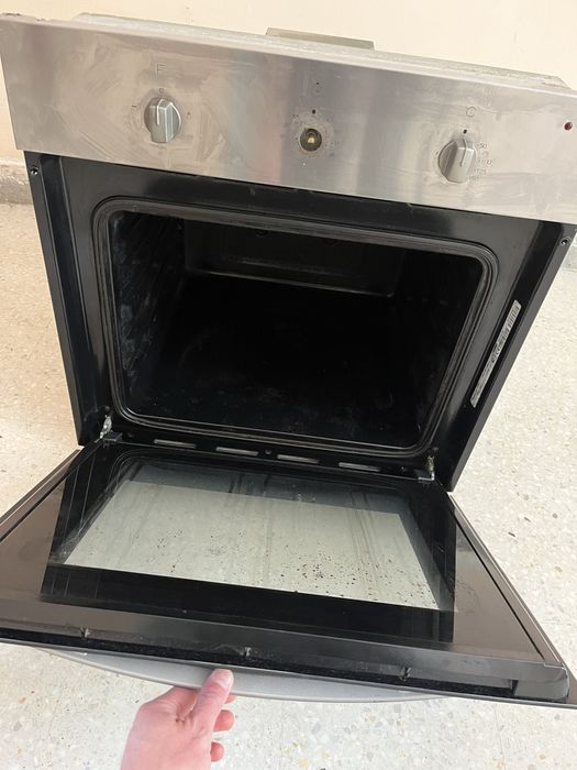 Фурна за вграждане Whirlpool за части