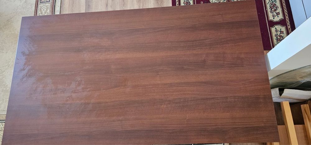 Стол для использование