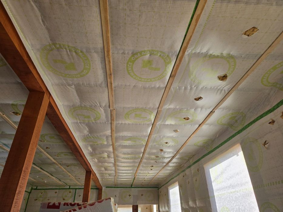 Izolație cu Lână de lemn sau Celuloză