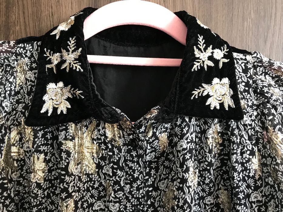 Rochie ocazie, neagră cu broderie metalica aurie, 7 ani, mărime 122cm, ZARA