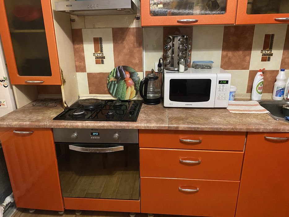 Продам кухоный гарнитур