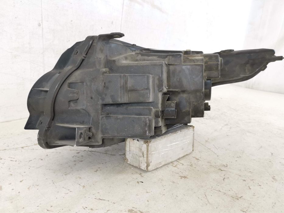 Фар Десен Ксенон Ленд Роувър РЕЙНДЖ РОУВЪР IV ВОГ СУВ / Land Rover RAN