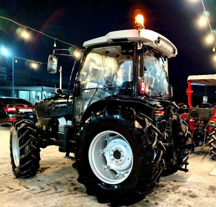 Трактор FARMLEAD 1204