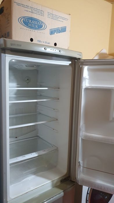 Продам холодильник