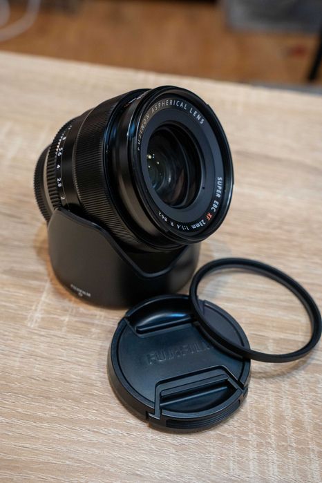 Obiectiv Fuji XF 23mm f/1.4 – stare foarte bună