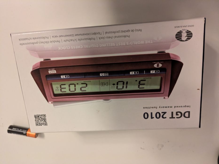 ceas oficial pentru competitii sah DGT 2010