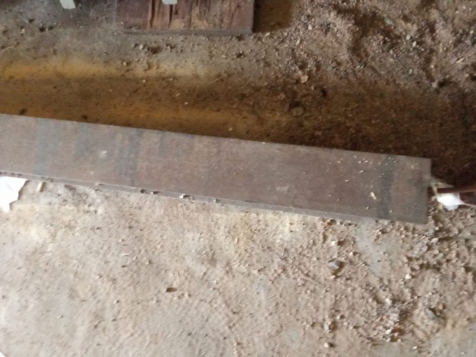 Продам металлический двутавр (балку)