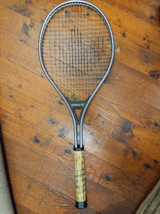 Тенис ракета adidas