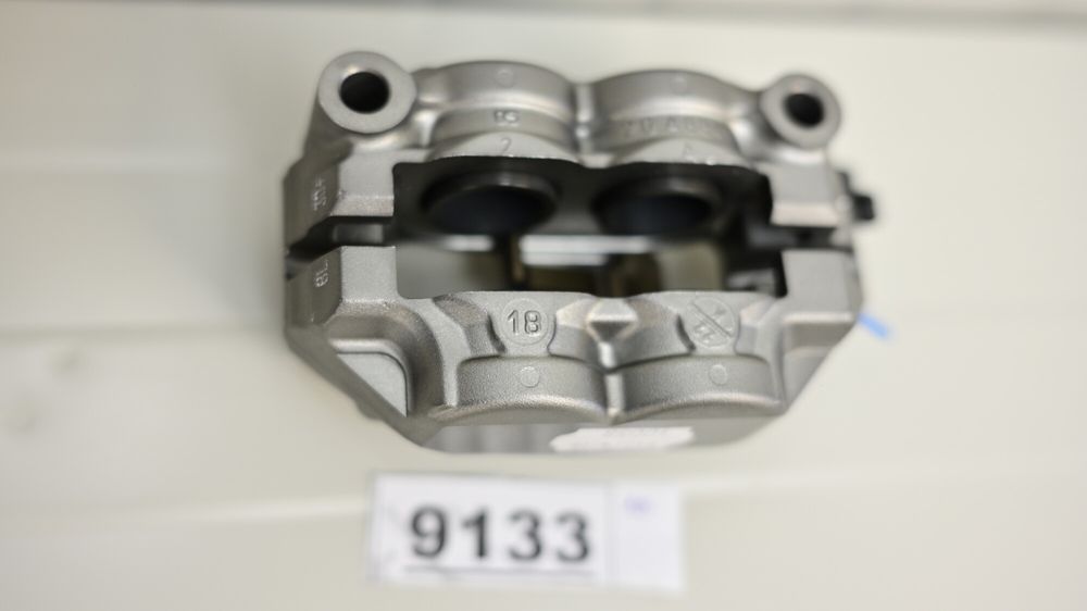 Brembo M50 etrier Caliper Monobloc Radial 100mm dreapta BMW KTM Ducati