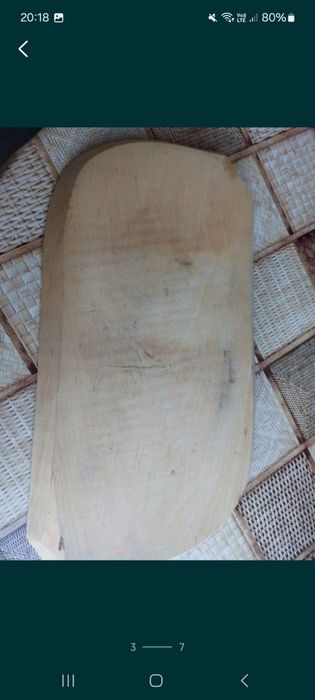 Platou lemn,suport căni,sticle de vin