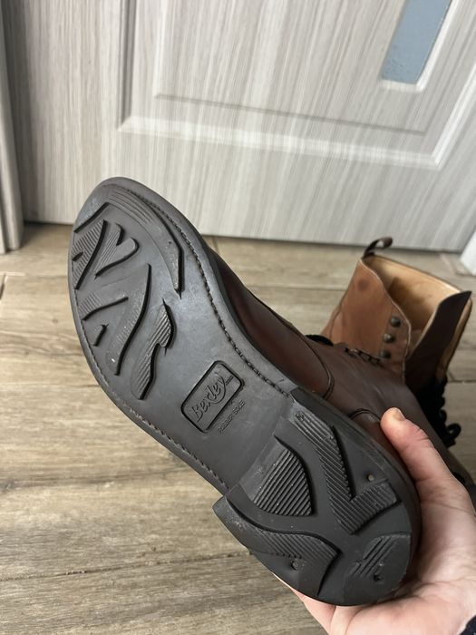 Vand ghete din piele ,maro.