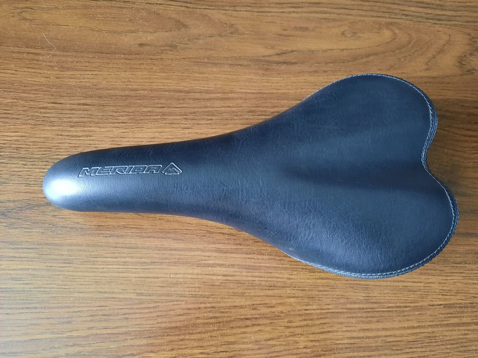 Седло велосипедное MERIDA