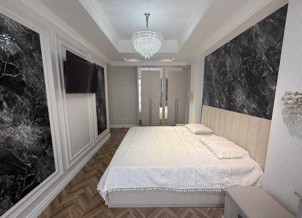 ПРОДАЕТСЯ 2/4/10 73м2 ЖК «Yakkasaroy City MALL» Ор.р: Братский могила