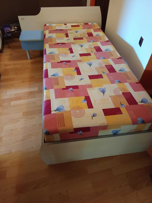 Детско юношеско легло.