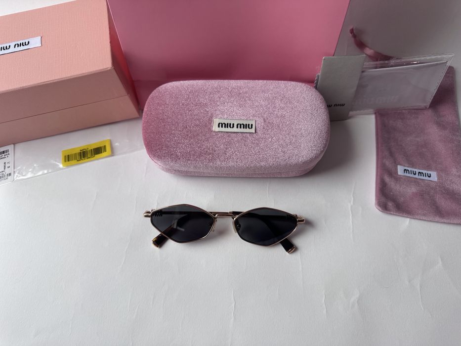 Ochelari de soare Miu Miu SMU56Z 56-17 145, Noi