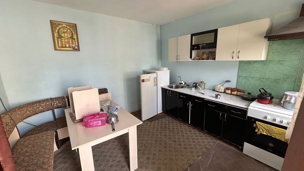 uy sotiladi. xovli 6 sotix