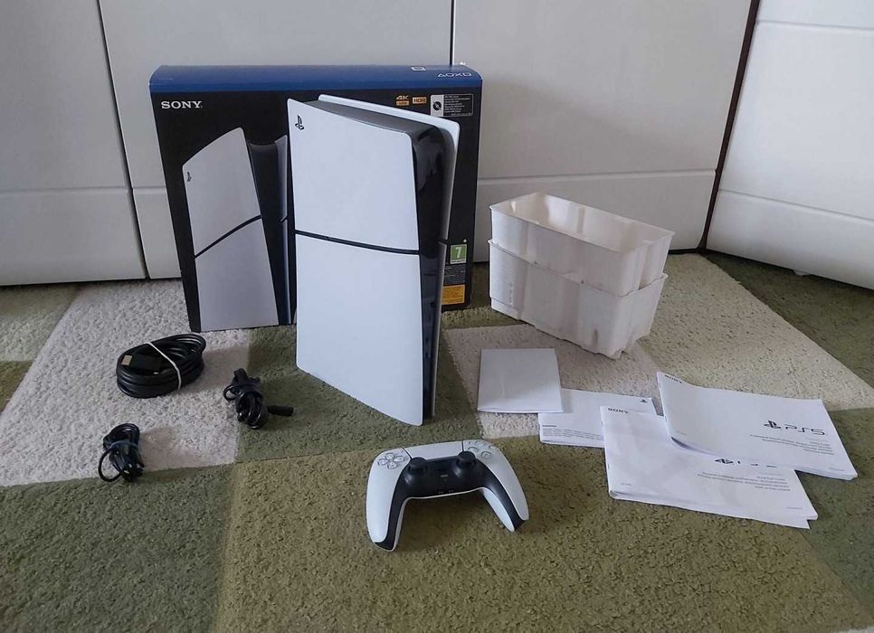 PS5 Slim Digital Edition 1TB - stare perfecta