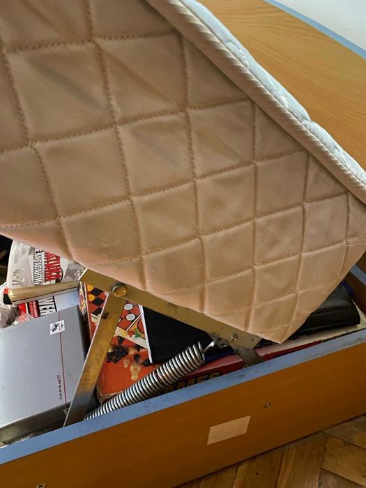 Ъглови легла с ракла за матрак 82/190