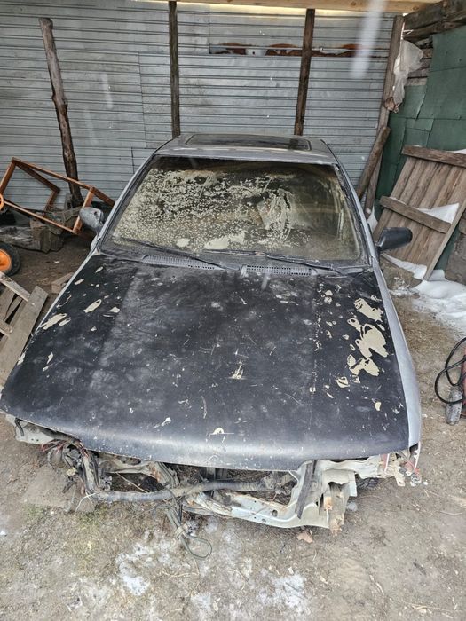 Продам машину Nissan Primera