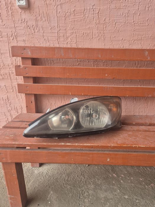 Фара от Тойота камри 30 Европа