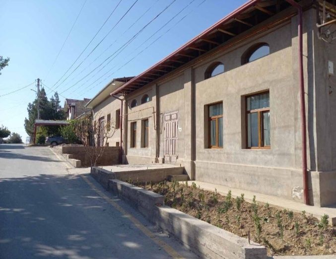 Yunisobod da uchastka xovli + magazin sotiladi