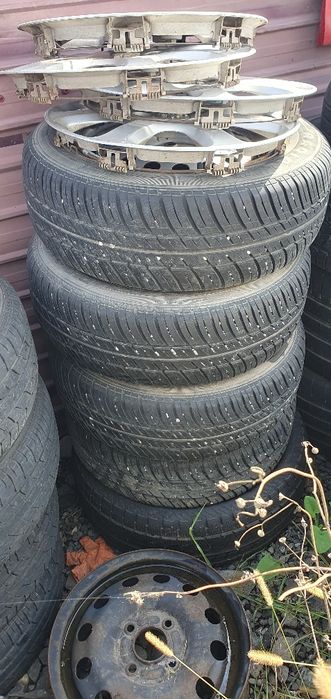 Cauciucuri cu jante 195 60 R16 C