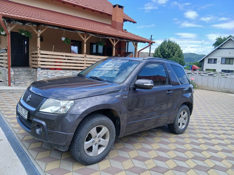 SUZUKI Grand Vitara 2011 — imagine 3