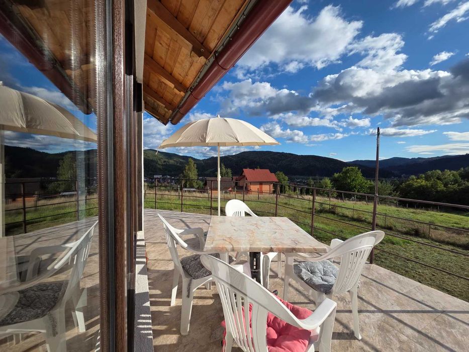 DAMIS*** casa de vacanta open - space ( pret pe 2 persoane /2 nopti ).