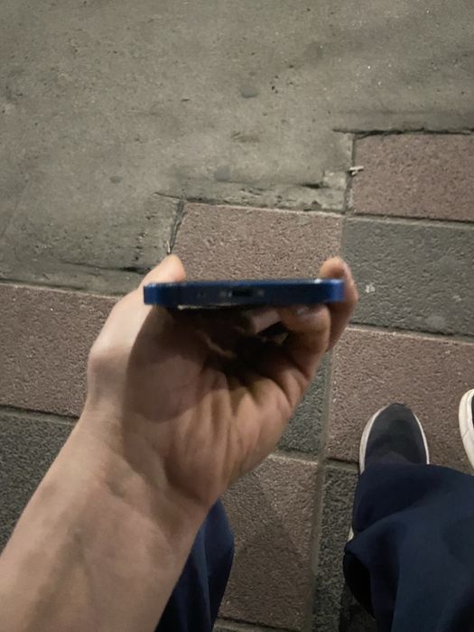 Iphone 12 ozi 64