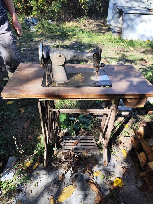 Крачна шевна машина UNION!!!