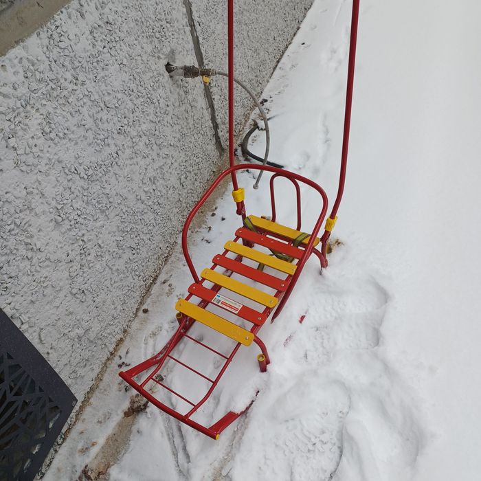 Продам санки детские