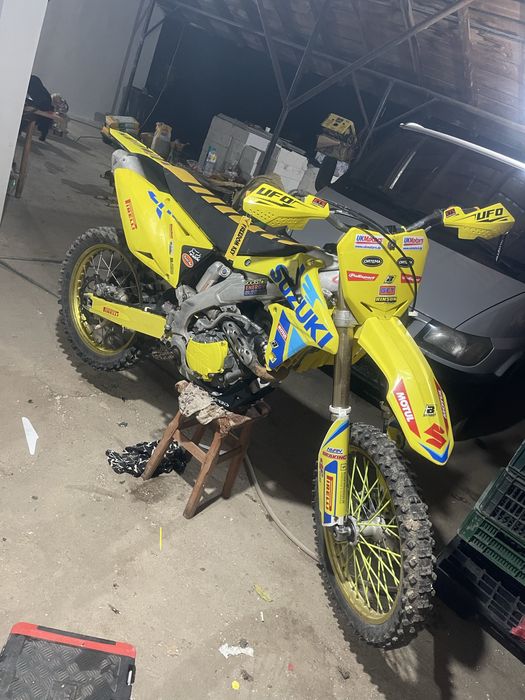 Vand sau schimb suzuki rm-z 450 an 2014