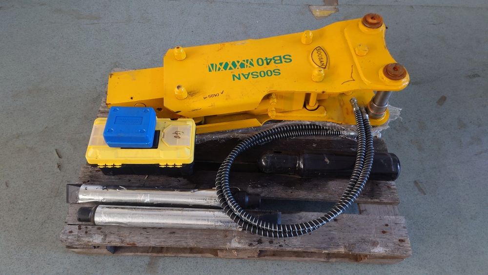 Picon hidraulic nou 280 kg pt utilaj 5 - 8 T