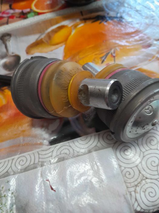 Авто запчасти на Мерселес кузов 124