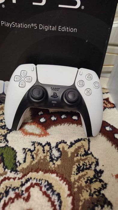 playstation 5 slim 1тб 1 джойстик Топ игры состояние идеальное