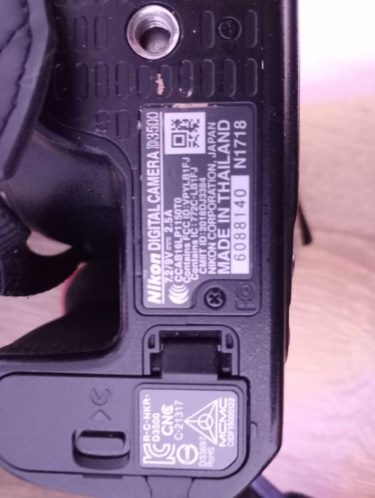 Nikon D3500 (camera foto + accesorii)