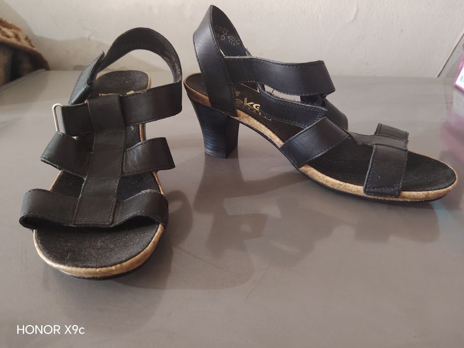 Босоножки, туфли размер 37-39