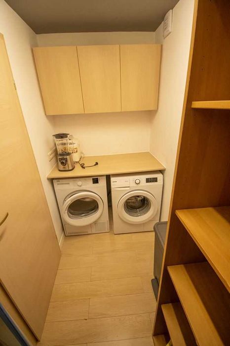 Продава се Тристаен апартамент в София, Младост 2 - 132 кв.м за 3258 €/кв.м - Снимка #15