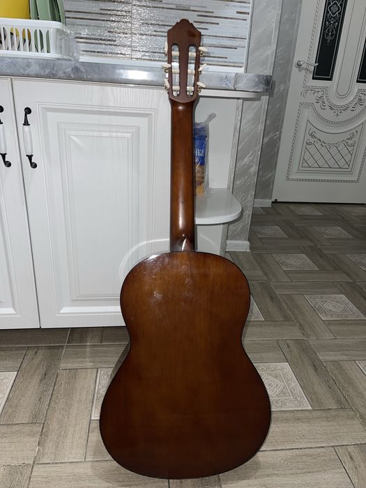 Гитара Yamaha C40