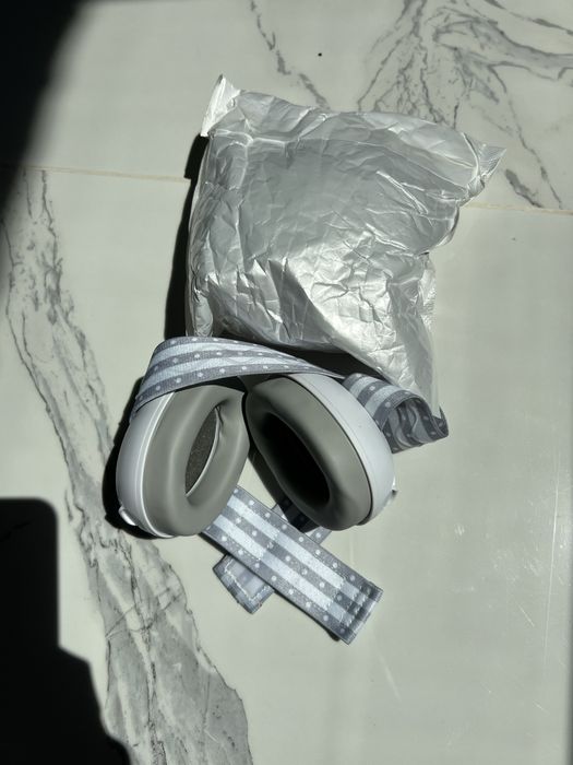Casti bebelusi pentru protectia urechilor bebelusilor
