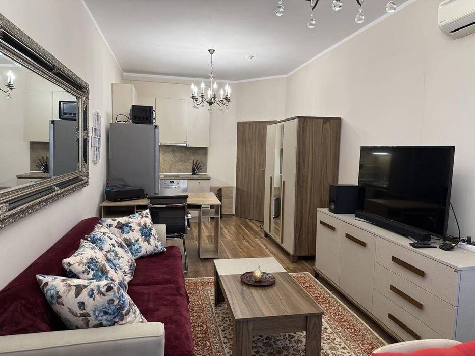 Двустаен, под наем, ж.к Зорница