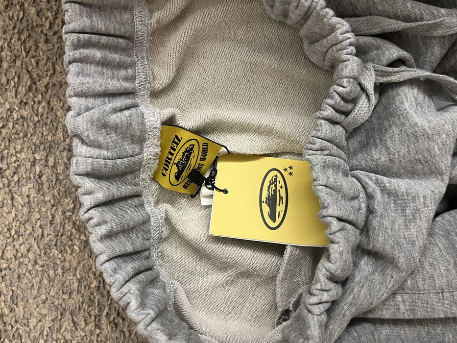 Pantaloni corteiz noi nouti marimea S