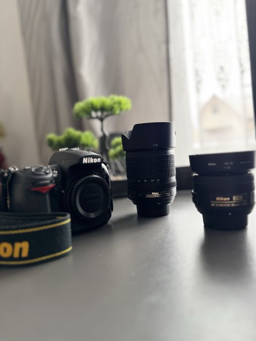 Nikon d7000 DSLR + 2 obiective